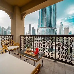 Durrani Homes - Glam Living Besides Mall- 2br With Study Third Converted دبي
