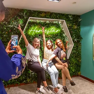  Хостел Homestar Deluxe Jbr Meditation & Wellness