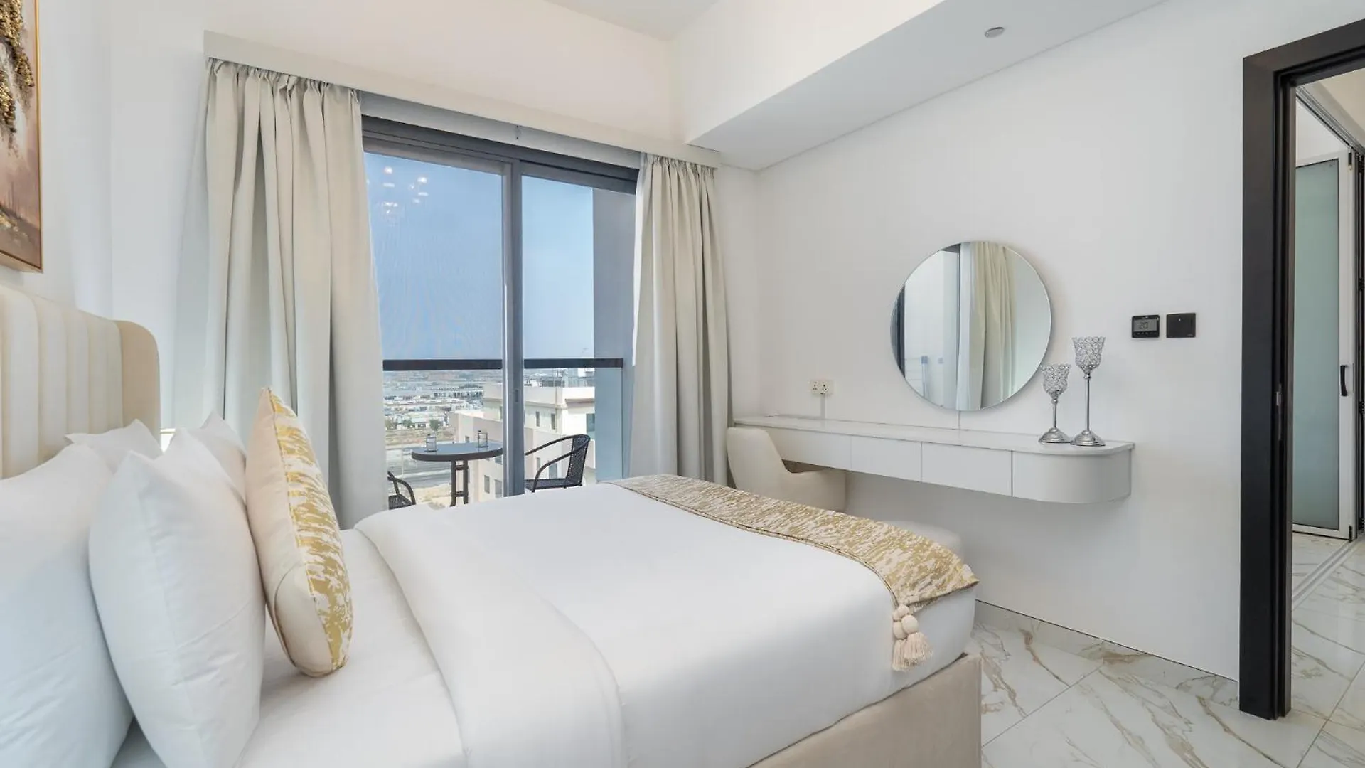 Vogue Elegance Olivz Residence By Danube Dubai
